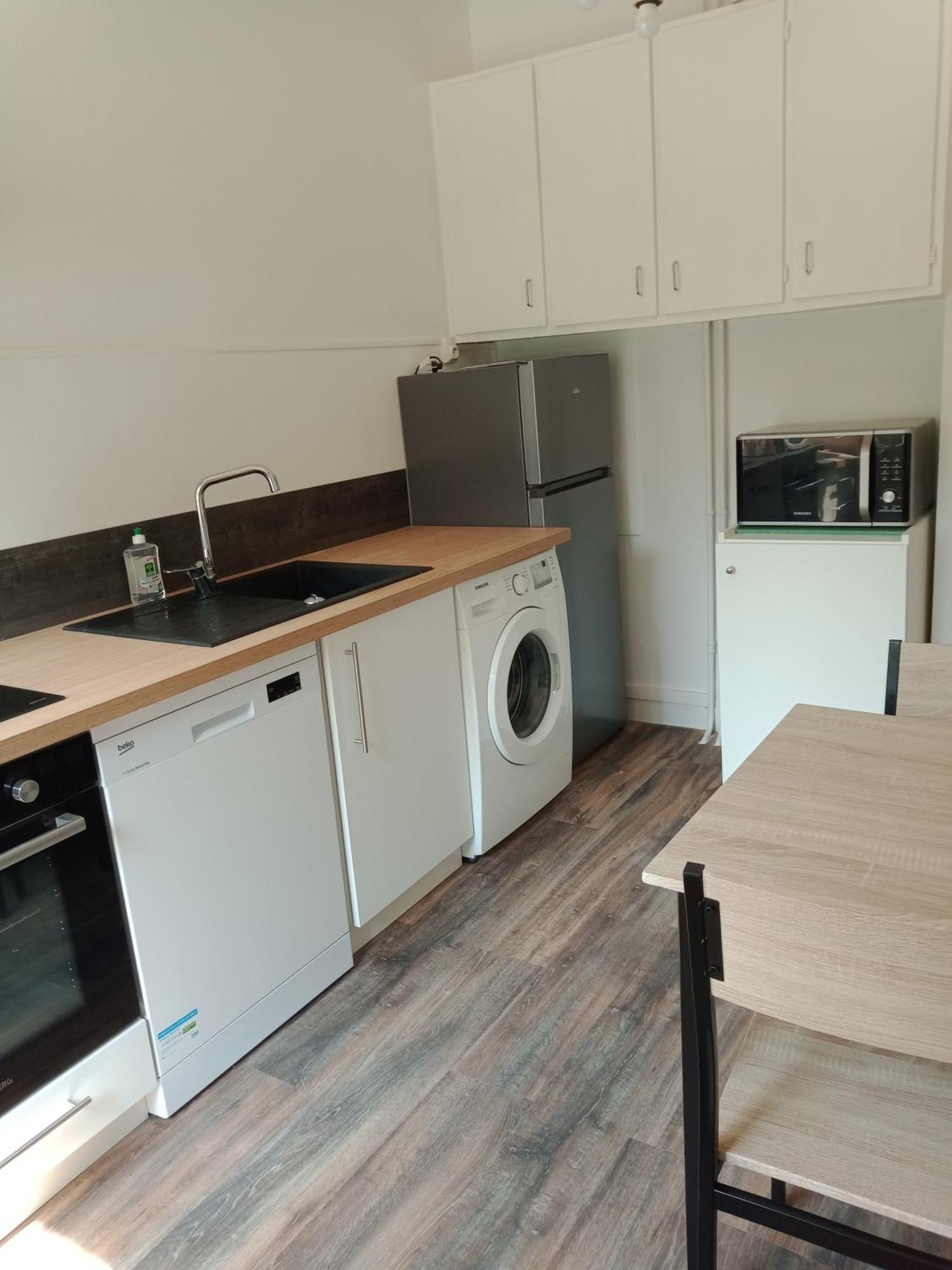 Appartement F2 Meuble Centre Ville Brive-la-Gaillarde Exteriör bild